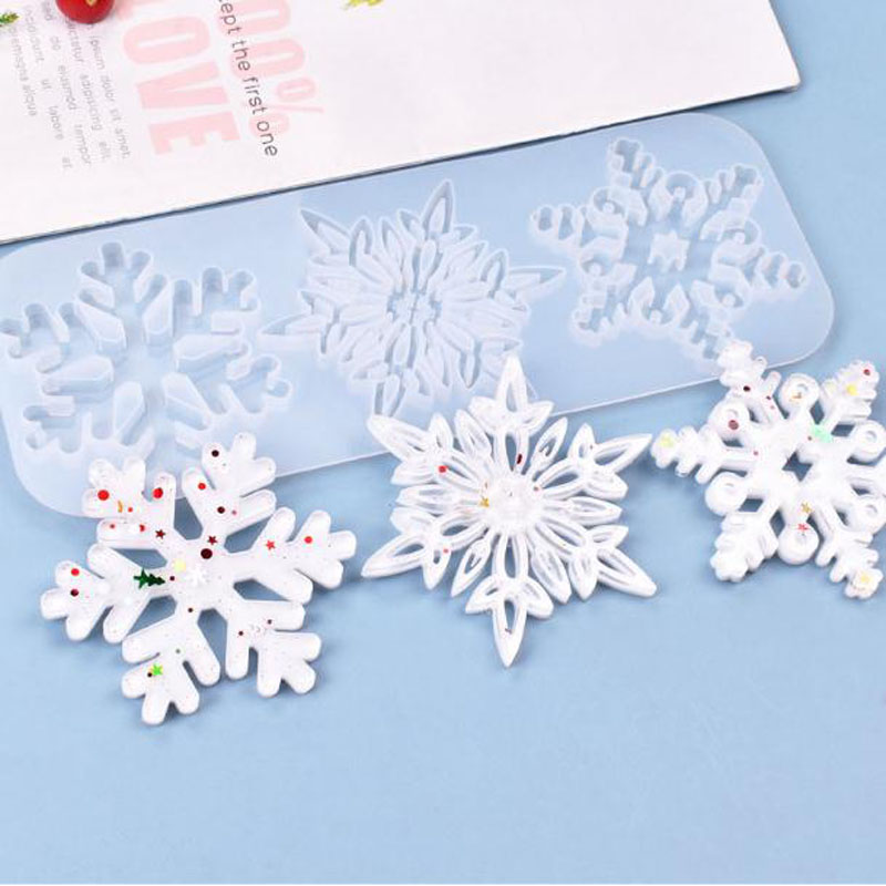 Christmas Hollow Snowflake Orn - Christmas Craft Embellishment のレビューと価格